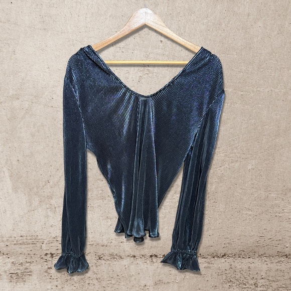 Another Love Metallic Blouse NWT - Picture 1 of 6